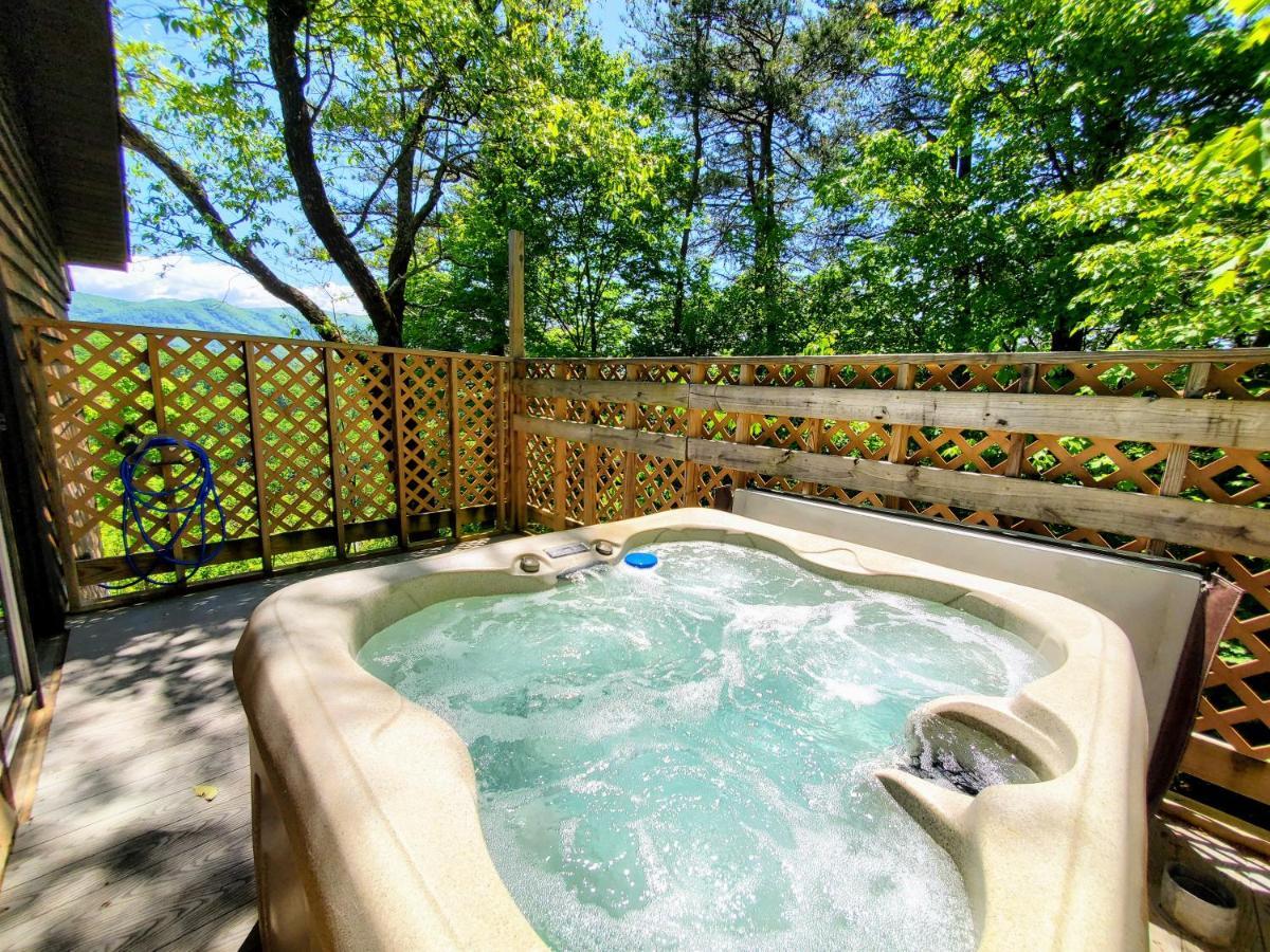 Mountain Ridge Villa Пиджен Фордж Екстериор снимка